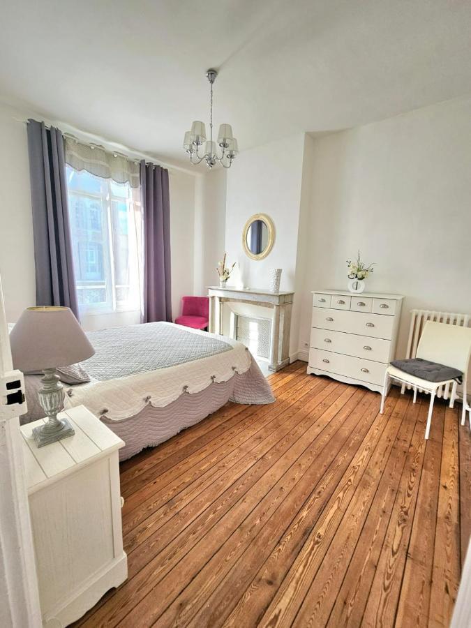 Appartement Douillet En Hyper Centre De 迪耶普 外观 照片